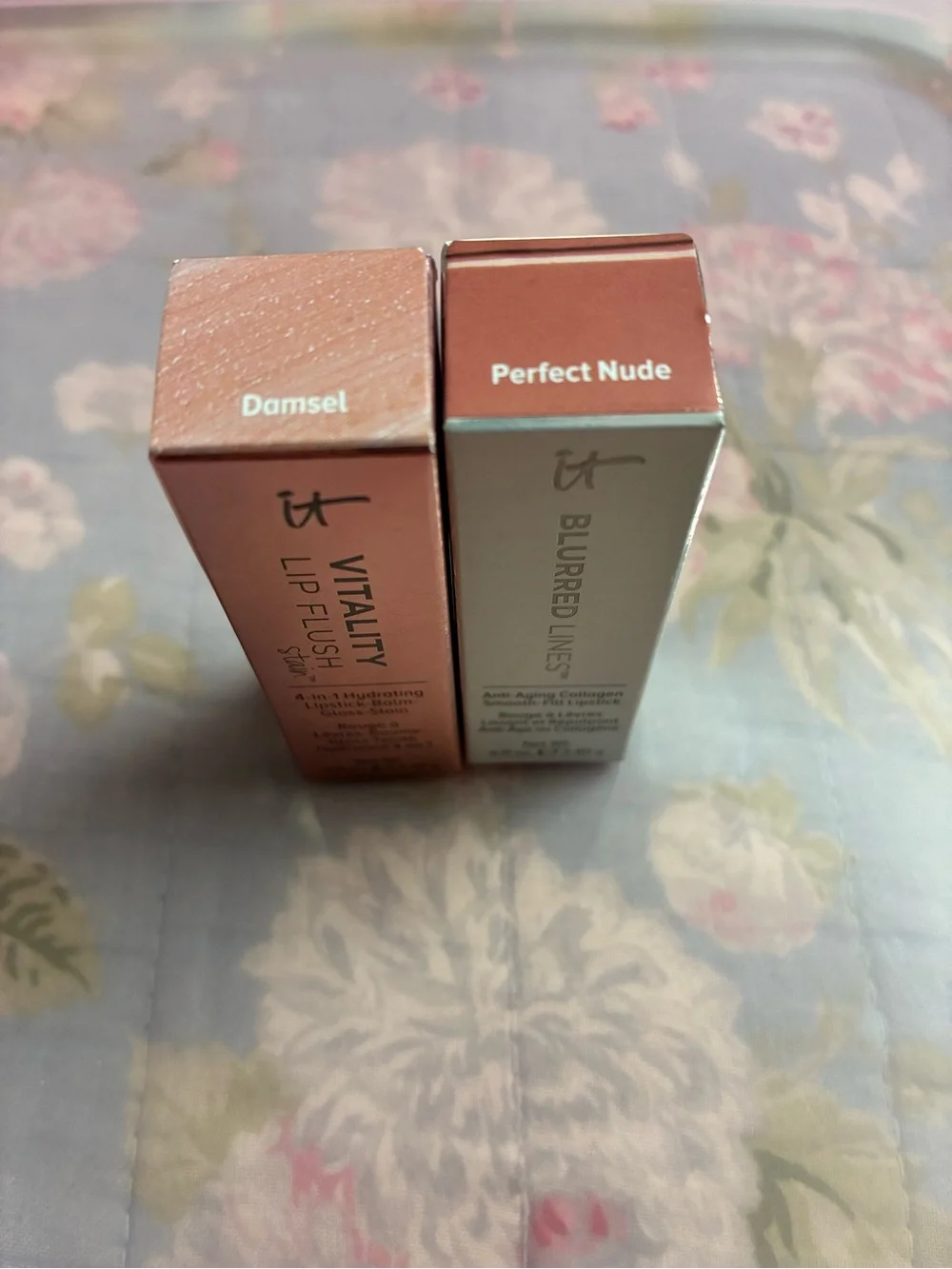 it Cosmetics Lip Duo — Rose Pink & Neutral Beige